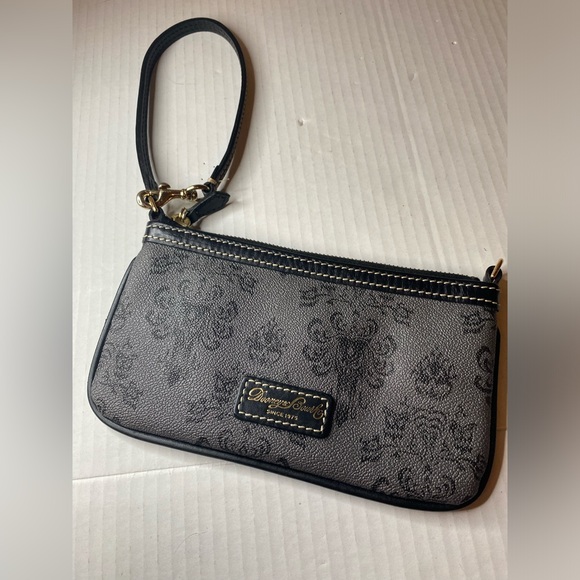 SUPER RARE Disney Dooney & Bourke Haunted Mansion Wallpaper Wristlet Wallet